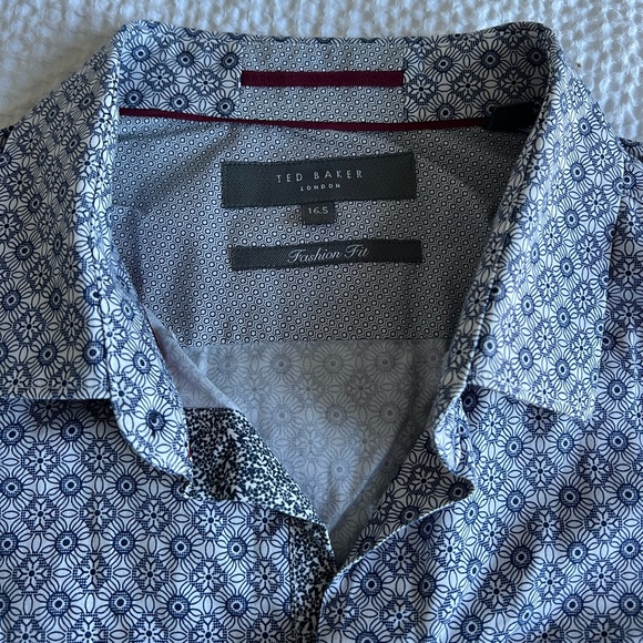 Men’s geometric print Dress shirt - Picture 2 of 5